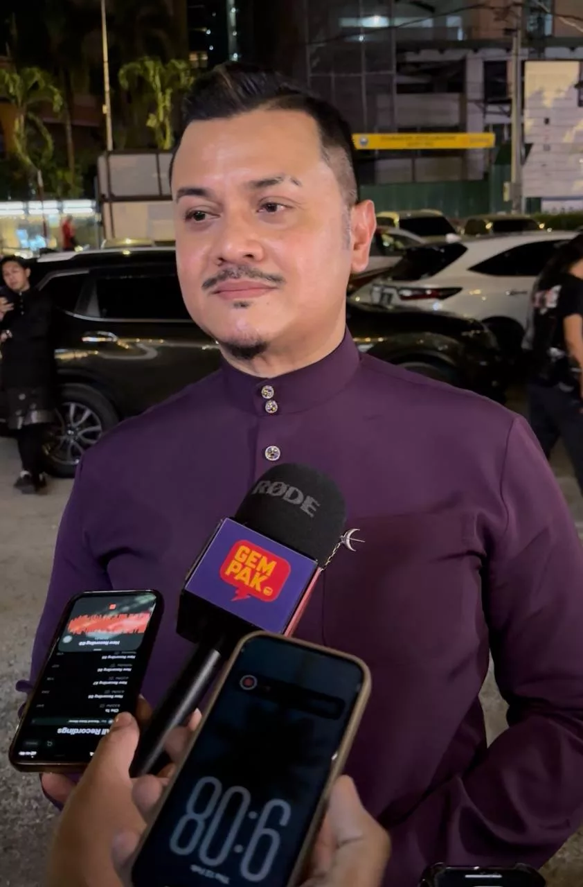 “Bila Balik, Isteri Tak Masak…,” – Fazley Yaakob Mahu Jadi ‘Hero’ Buat Suami Tersakiti? Perkongsian Di Threads Bukan Kisah Peribadi!