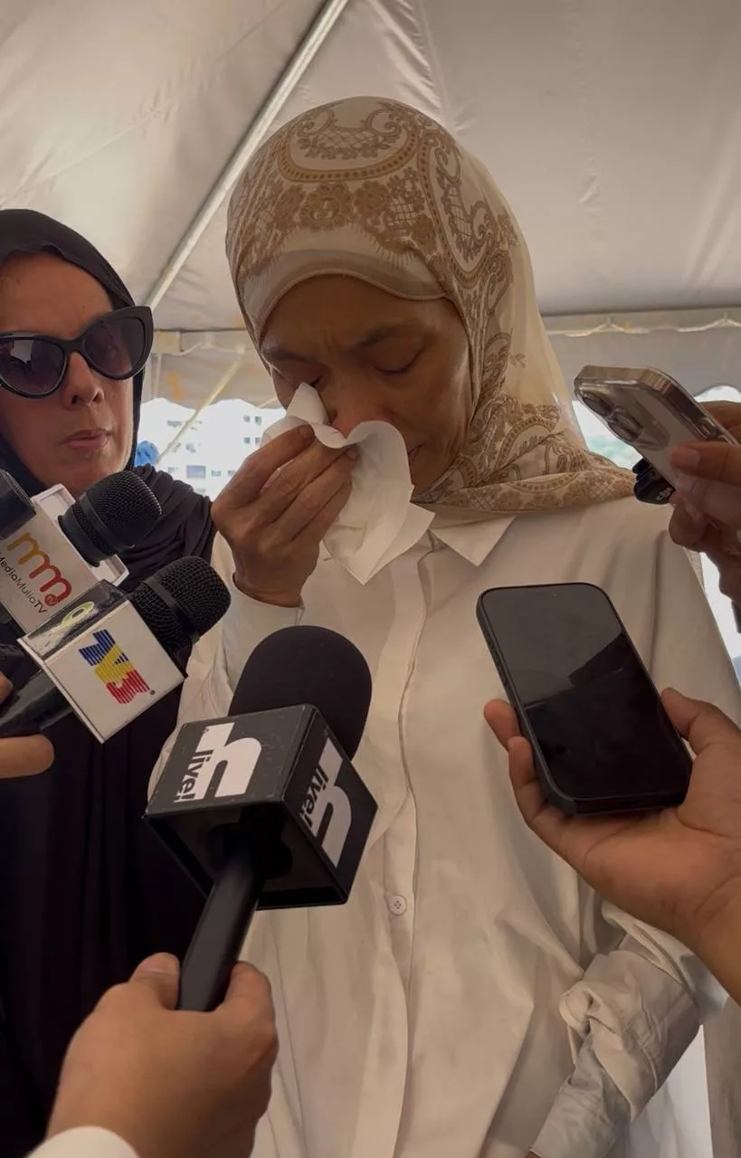 Amyza Aznan Hilang Sumber Kekuatan Selepas Pemergian Anak Sulung, Perlu Masa Pulihkan Semangat Selepas Lalui Dugaan Berat 8 Amyza Aznan Hilang Sumber Kekuatan Selepas Pemergian Anak Sulung, Perlu Masa Pulihkan Semangat Selepas Lalui Dugaan Berat