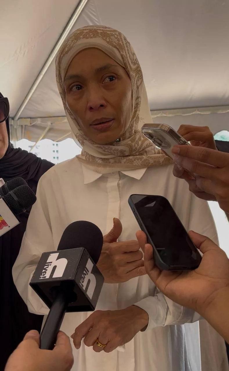 Amyza Aznan Hilang Sumber Kekuatan Selepas Pemergian Anak Sulung, Perlu Masa Pulihkan Semangat Selepas Lalui Dugaan Berat 6 Amyza Aznan Hilang Sumber Kekuatan Selepas Pemergian Anak Sulung, Perlu Masa Pulihkan Semangat Selepas Lalui Dugaan Berat