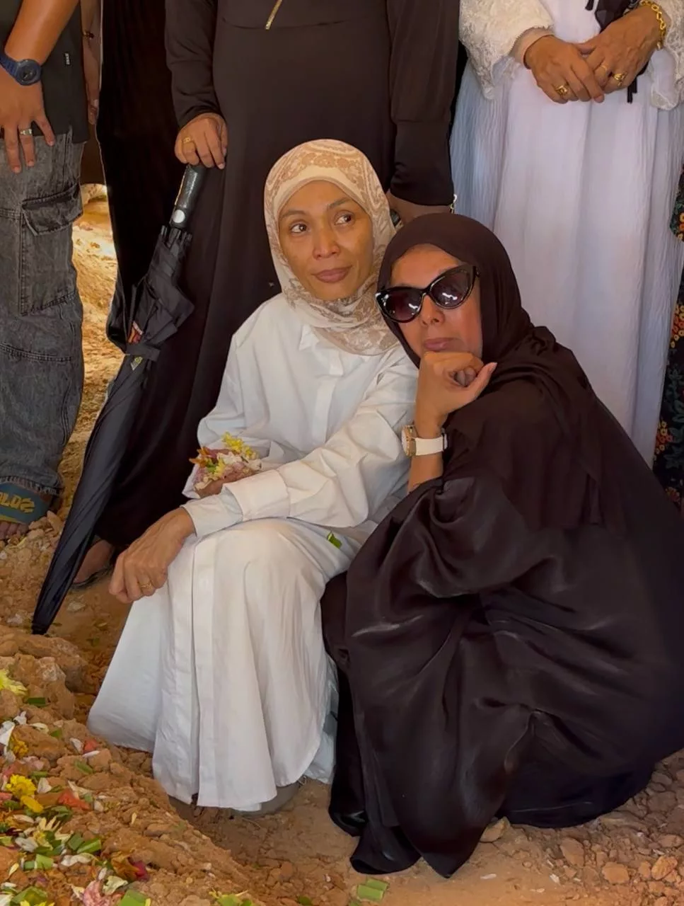 Amyza Aznan Hilang Sumber Kekuatan Selepas Pemergian Anak Sulung, Perlu Masa Pulihkan Semangat Selepas Lalui Dugaan Berat 7 Amyza Aznan Hilang Sumber Kekuatan Selepas Pemergian Anak Sulung, Perlu Masa Pulihkan Semangat Selepas Lalui Dugaan Berat