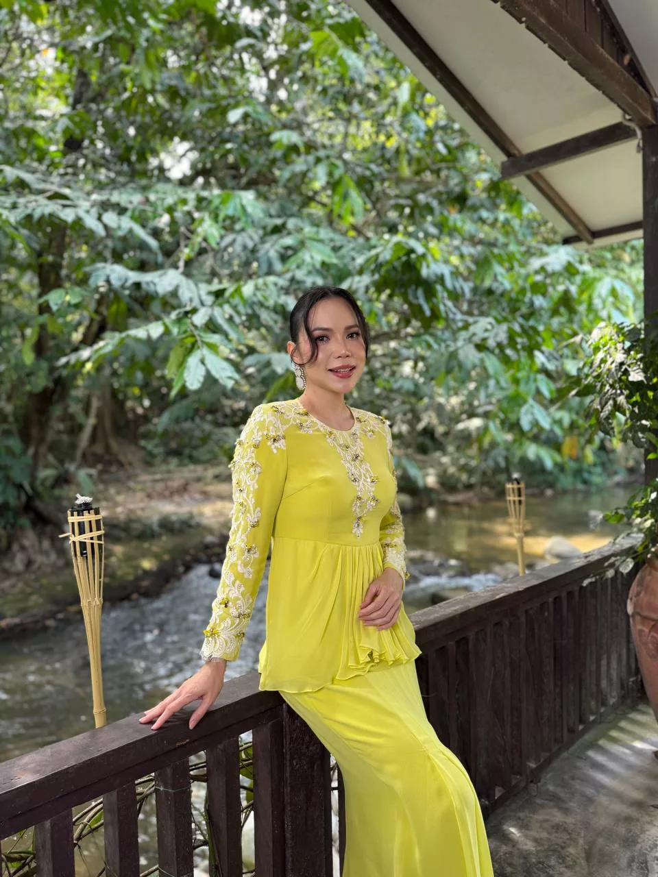 “Saya Sudah Lama Simpan Hasrat Untuk…,” – Tiga Tahun Farahdhiya Tak Rakam Lagu, Meletup Lancar ‘Eh Ah! Raya’ & Tampilkan ‘Lina Kepom’ Dalam MV