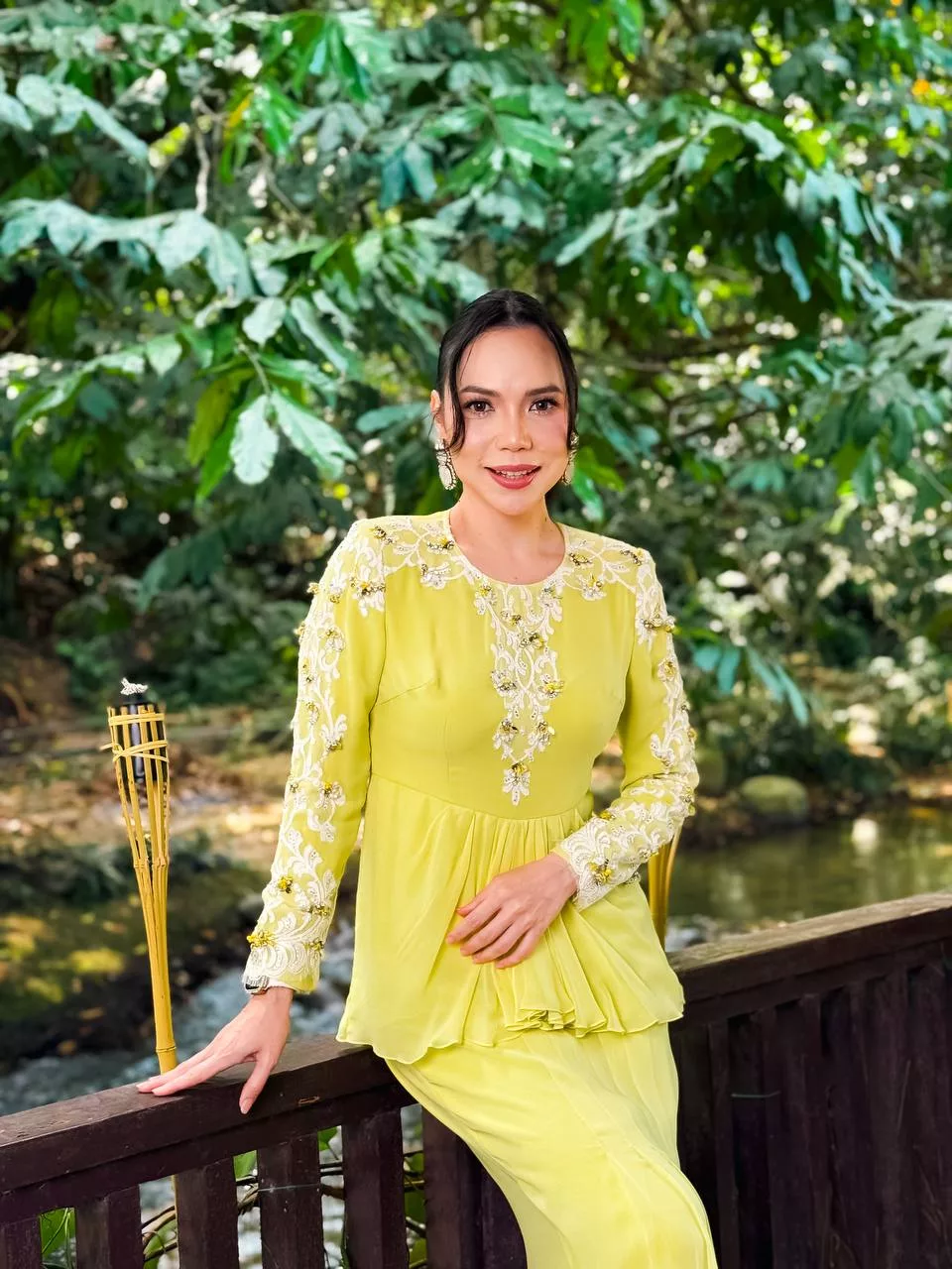 “Saya Sudah Lama Simpan Hasrat Untuk…,” – Tiga Tahun Farahdhiya Tak Rakam Lagu, Meletup Lancar ‘Eh Ah! Raya’ & Tampilkan ‘Lina Kepom’ Dalam MV