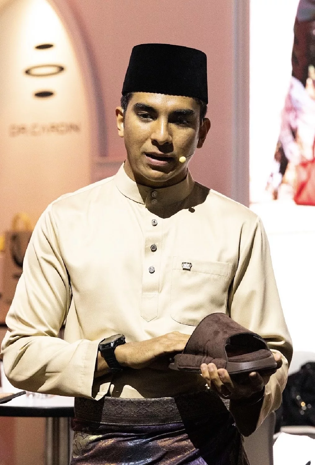 “Kami Sudah ‘Lock’ Awal…,” – Tak Tunggang Kontroversi Puteri Balqis, Dr Cardin Dedah Kebenaran Di Sebalik Sesi ‘Live’ TikTok