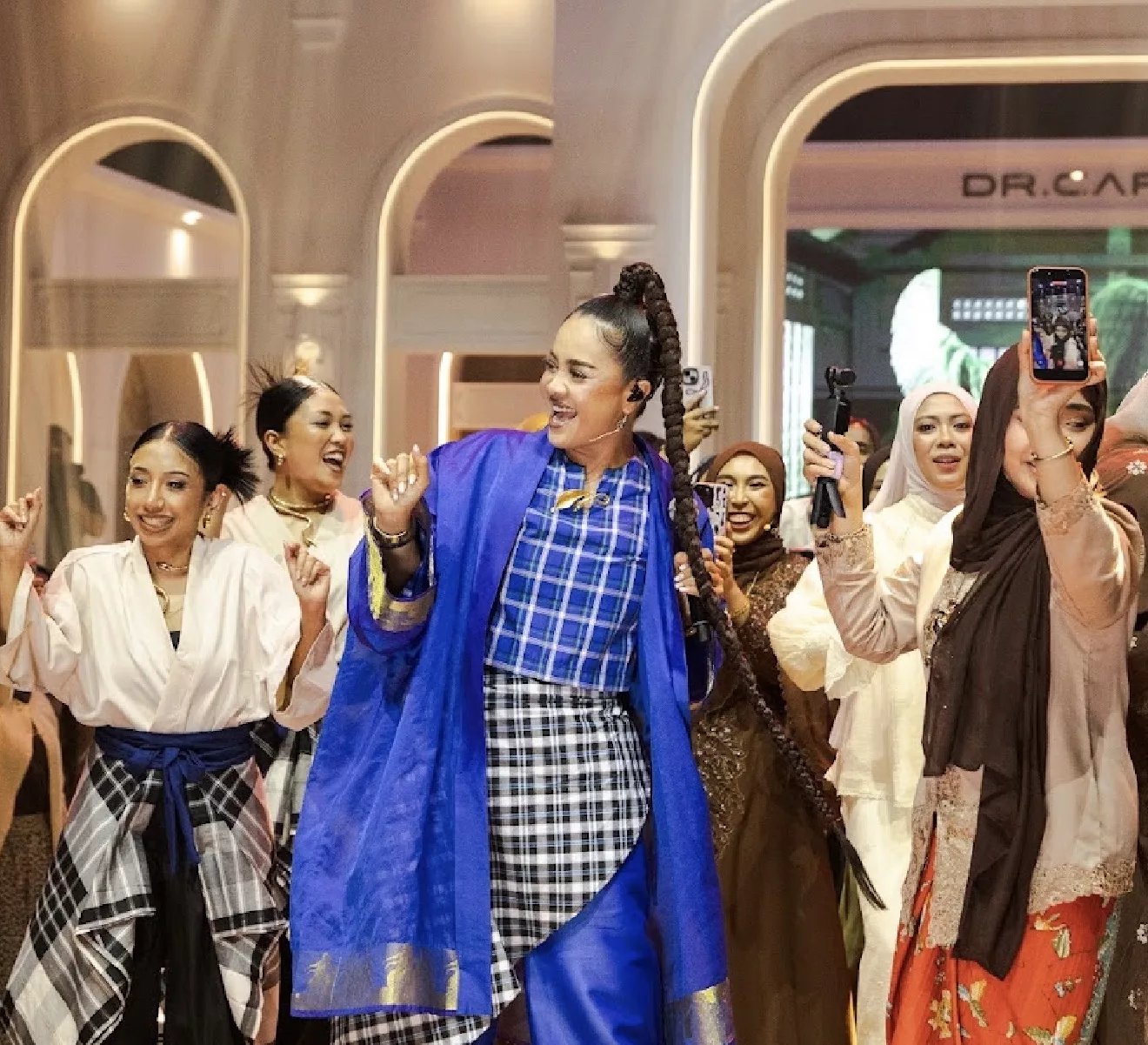 “Kami Sudah ‘Lock’ Awal…,” – Tak Tunggang Kontroversi Puteri Balqis, Dr Cardin Dedah Kebenaran Di Sebalik Sesi ‘Live’ TikTok