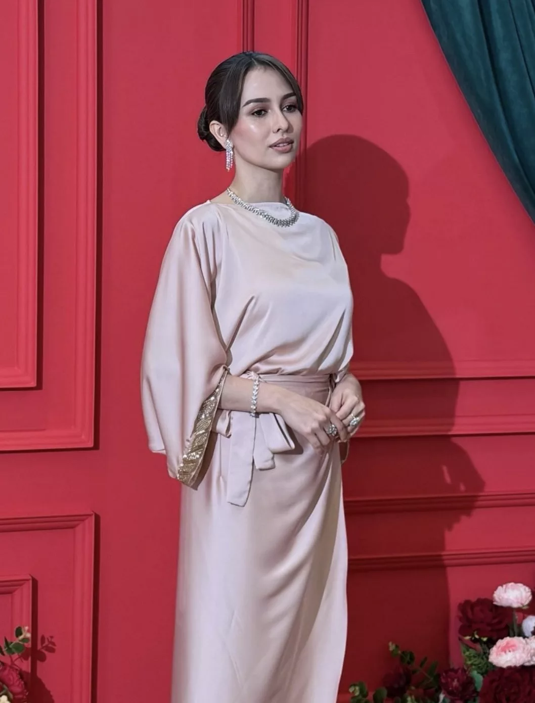 “Privasi Tapi Bukan Rahsia,” – Bercuti Ke Amerika Syarikat Dengan Si Dia? Anna Jobling Perjelas Gosip Cinta & Tegaskan Soal Peribadi