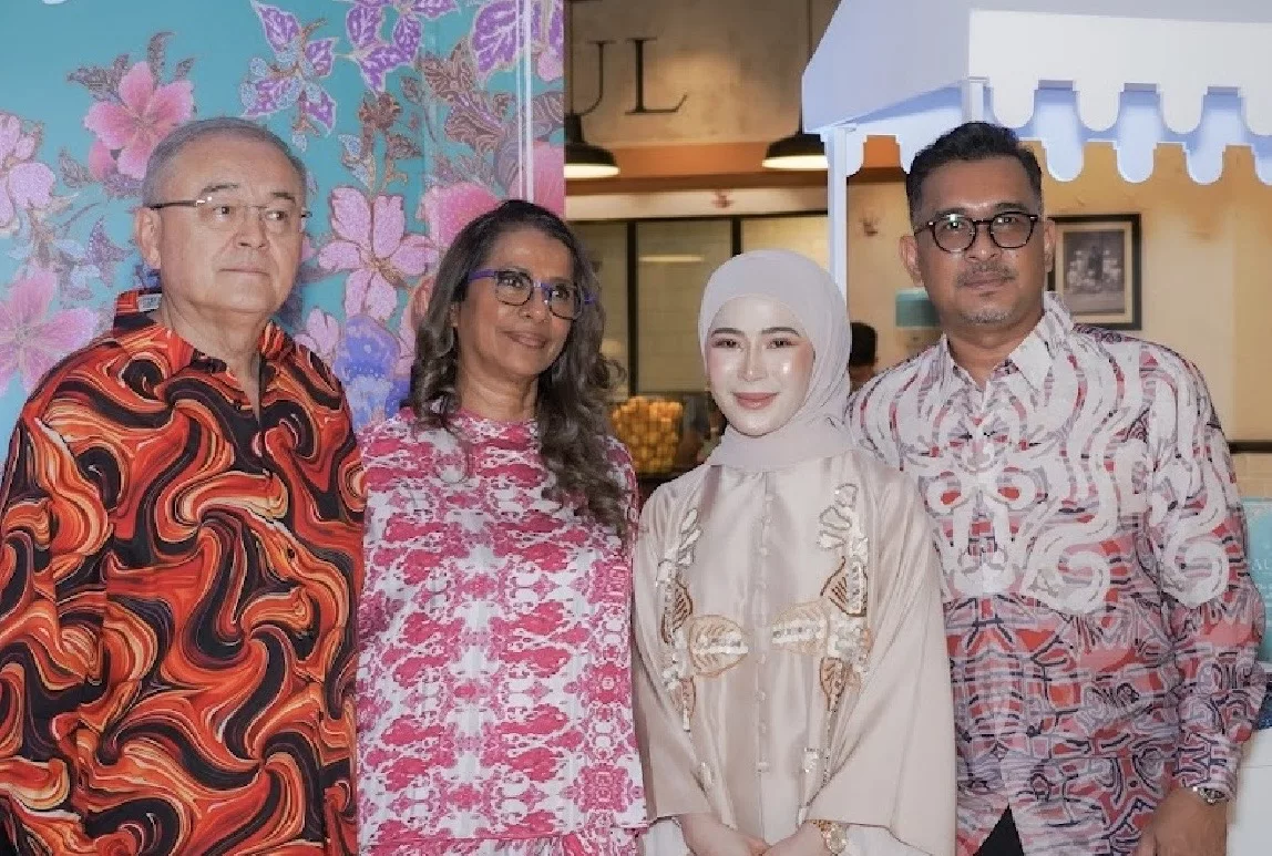 “Hidung Penyek Ke, Tinggi Ke, Kita Tetap…,” – Madammu Percaya Istilah Cantik Tak Semestinya Diukur Berdasarkan Standard Fizikal