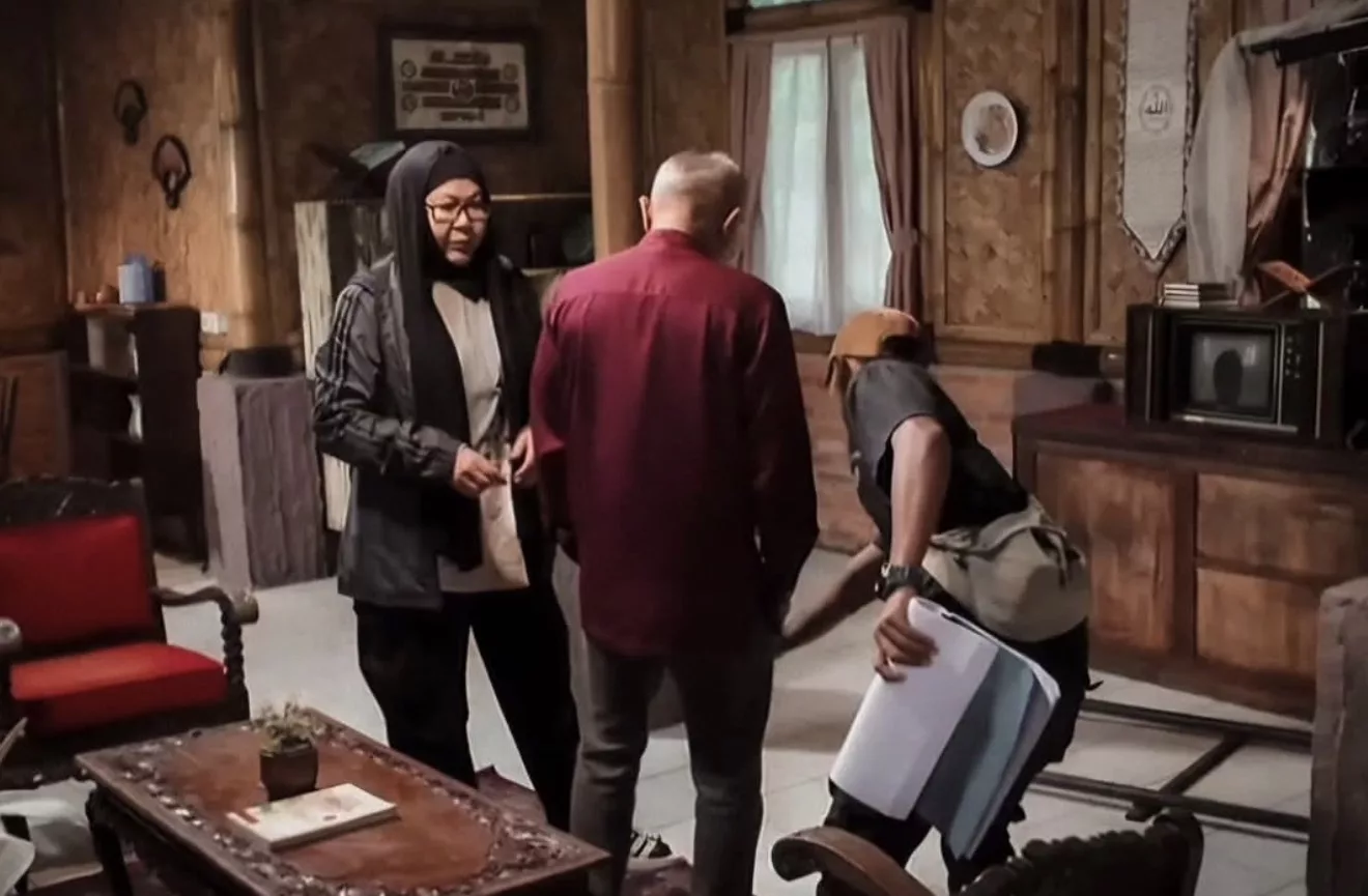 “Lepas Gian, Saja Suka-Suka…,” – 10 Tahun ‘Gantung’ Kerusi Pengarah, Erma Fatima Kembali! Satukan Bintang Ternama Nusantara