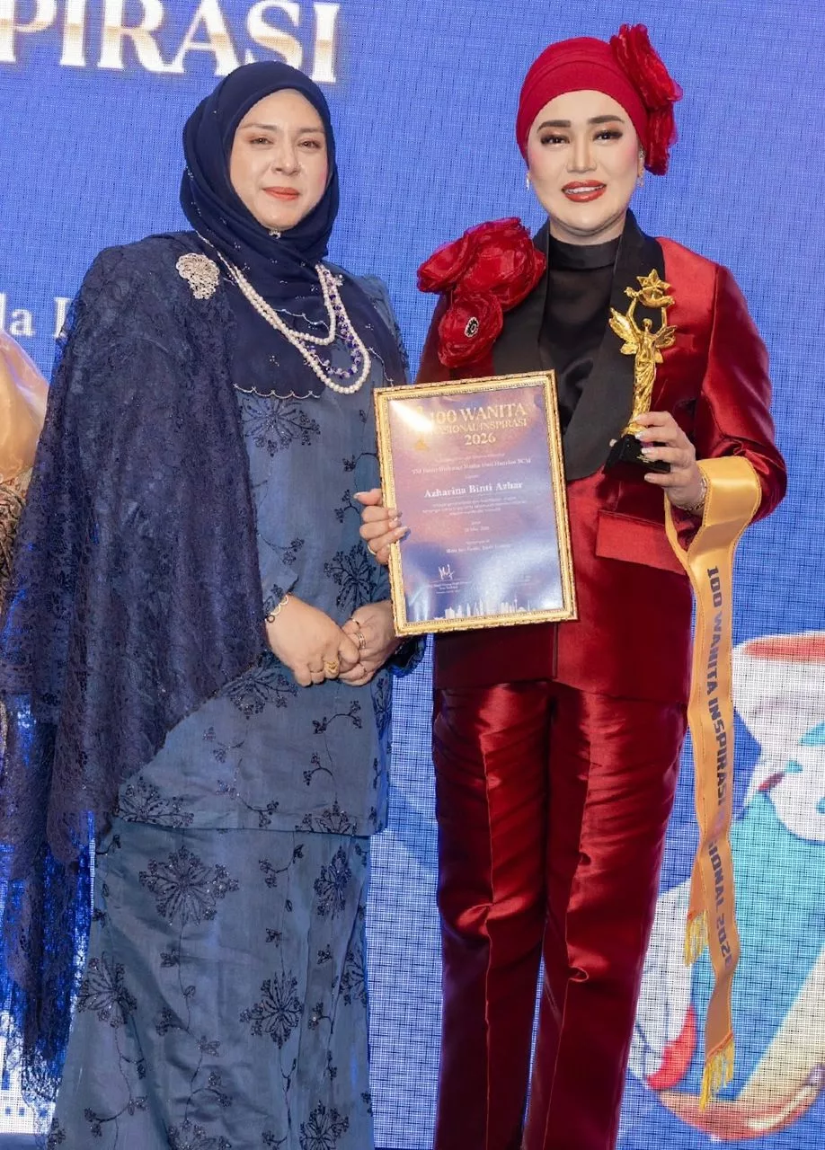 Azharina Cipta Sejarah! Satu-Satunya Anak Seni Yang Diraikan Di Anugerah 100 Wanita Nasional Inspirasi 2026