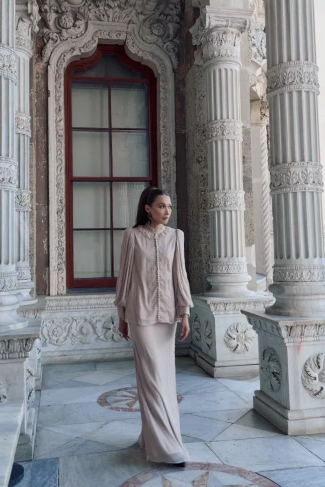 “Bila Mereka Pakai, Nampak ‘On Point’,” – Imej Scha & Hael Selari Dengan Konsep ‘Simple Tapi Nampak Mewah’, Dipilih Jadi Wajah Kempen Jenama Fesyen