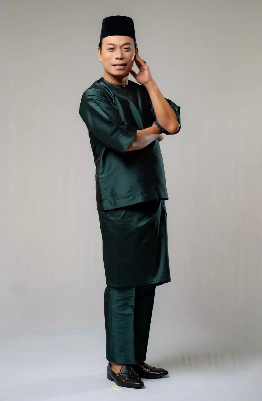 “Ini Langkah Baru Saya…,” – 5 Tahun Menyepi, Azizi Kembali Dengan ‘Raya Pop’, Bawa Konsep Modern Broadway