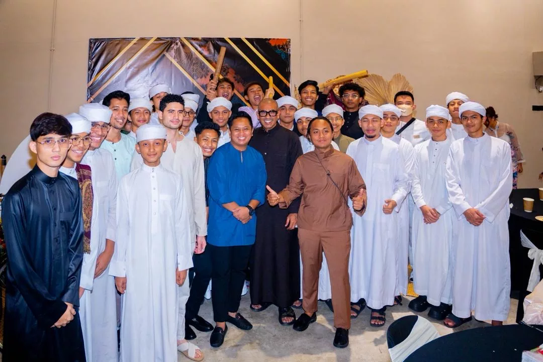 “Ia Perkara Subjektif, Tiada Betul Dan Salah…,” – Ramai Suka Kritik Stail Solekan Orang Lain, Sally Whoo Lebih Suka Rai Perbezaan