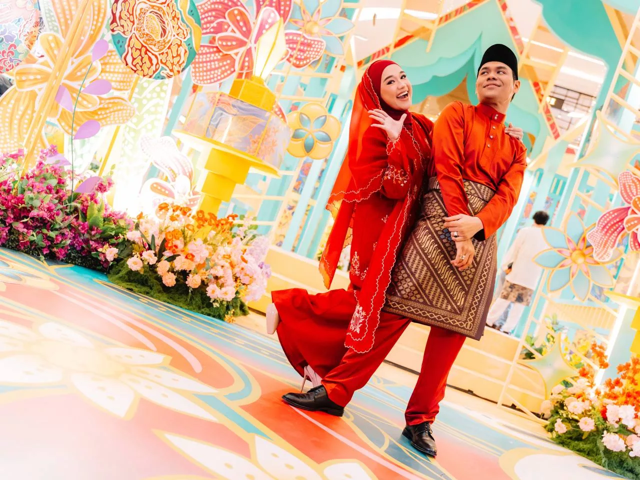 “Jika Langgar Perkara Tak Sepatutnya…,” - Lagu Raya Tak Hormat Sensitiviti? Syamel Saran Buat Aduan Di Saluran Betul 8 “Jika Langgar Perkara Tak Sepatutnya…,” – Lagu Raya Tak Hormat Sensitiviti? Syamel Saran Buat Aduan Di Saluran Betul