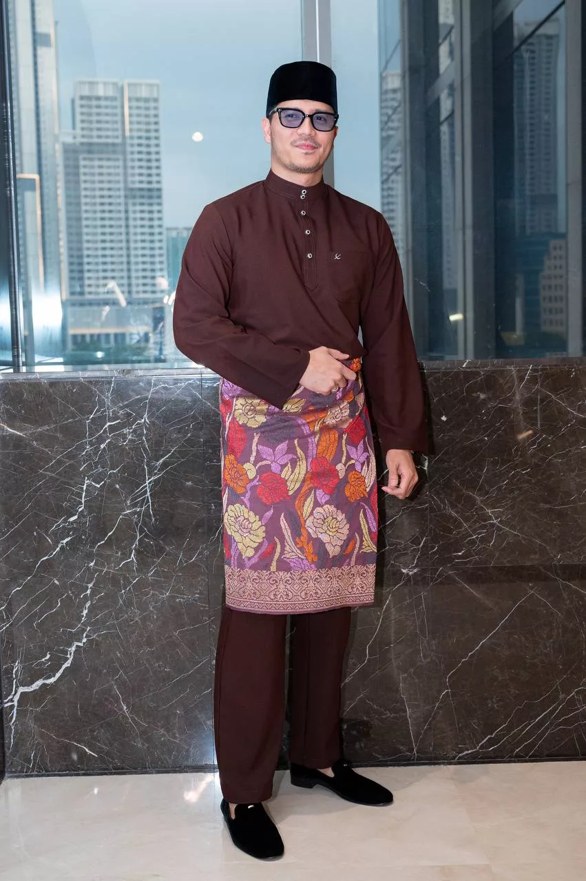 “Saya Terkesan, Simpati Dengan Amira,” – Fattah Amin Terpaksa Tegur Individu Biadap, Ganggu Ruang Ketika Suami Isteri Bekerja