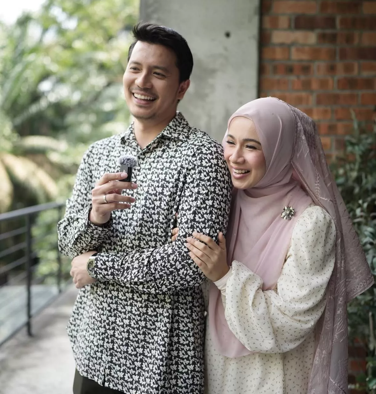 “Saya Terkesan, Simpati Dengan Amira,” – Fattah Amin Terpaksa Tegur Individu Biadap, Ganggu Ruang Ketika Suami Isteri Bekerja