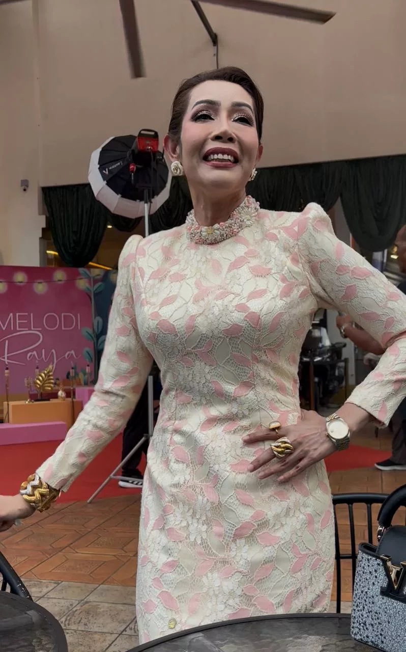 “Orang Nak Mengata, Lantaklah…,” – ‘Gedik Raya’ Bawa Tema Aidilfitri Di Kayangan, Lagu Ifa Raziah Dikecam Tapi Melekat Di Kepala