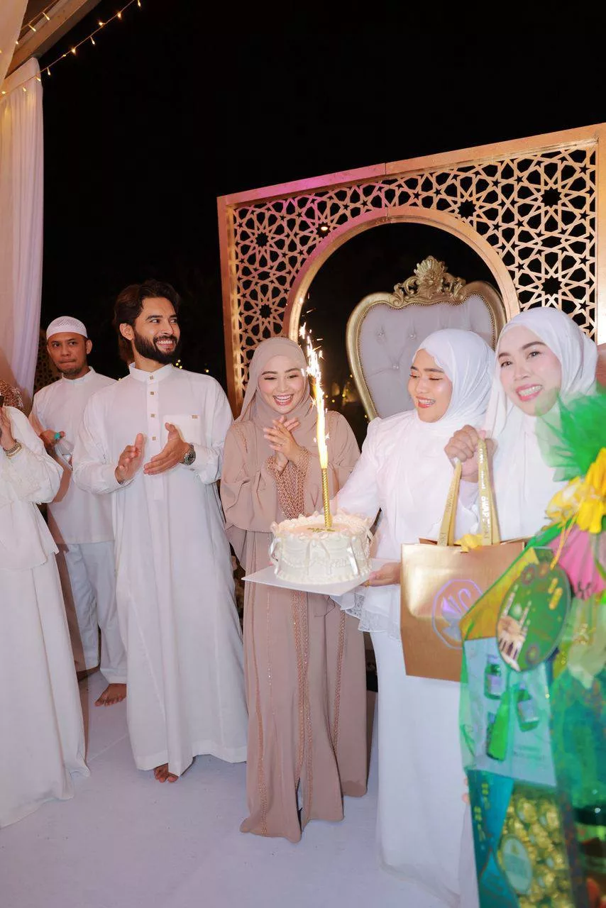 “Saya Seronok Lihat Isteri Yang Jadi Suri Rumah…,” – Syukur Nikmat Hidup, Miliki Keluarga Bahagia & Impian Perbanyakkan Zakat, Wawa Zainal Kongsi Cabaran Jadi Usahawan