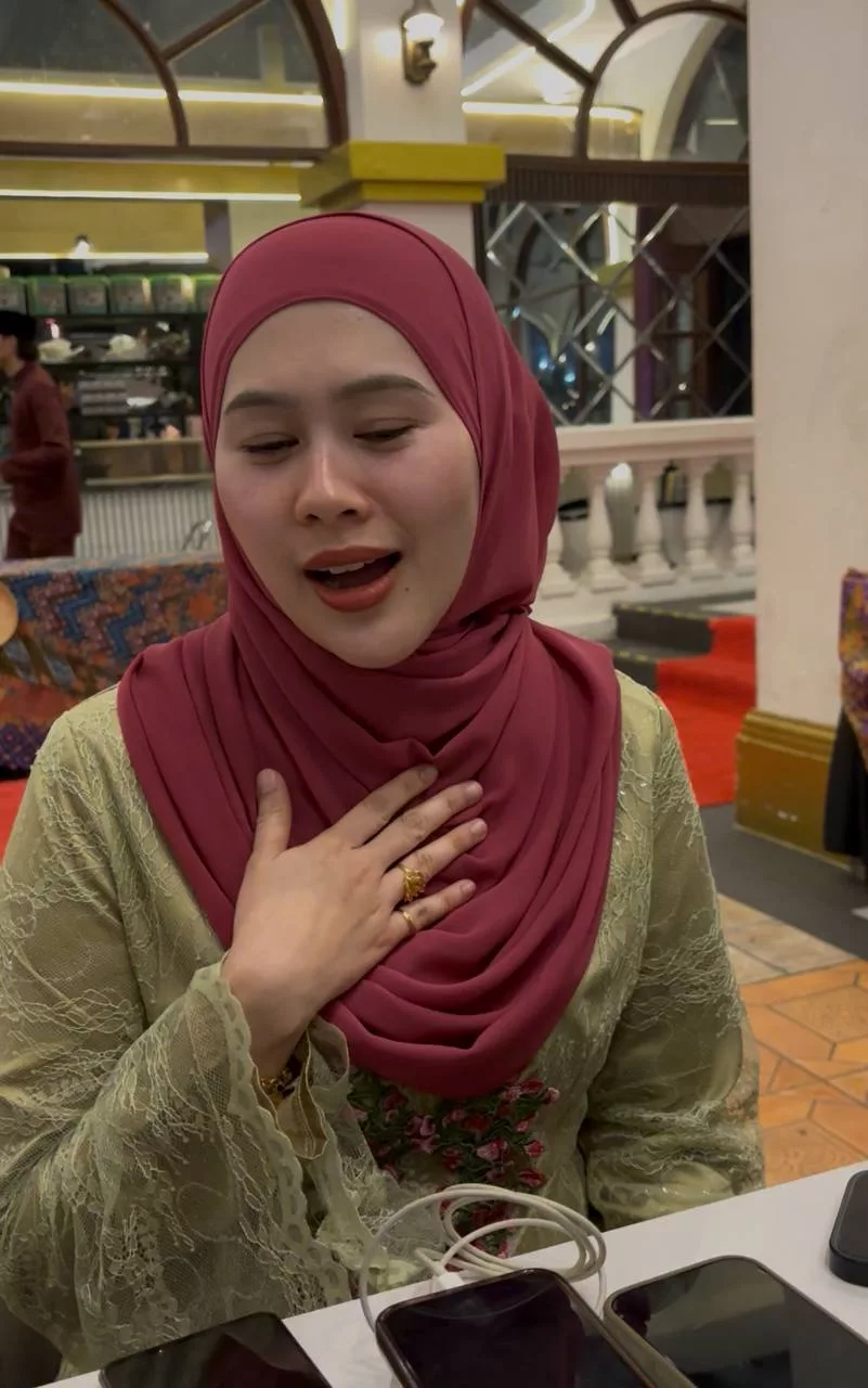 “Tiada Suasana Riuh Bila Nak Bergambar,” - Dr. Afifah Sambut Syawal Pertama Tanpa Anak-Anak, Akui Rasa Janggal 7 “Tiada Suasana Riuh Bila Nak Bergambar,” – Dr. Afifah Sambut Syawal Pertama Tanpa Anak-Anak, Akui Rasa Janggal