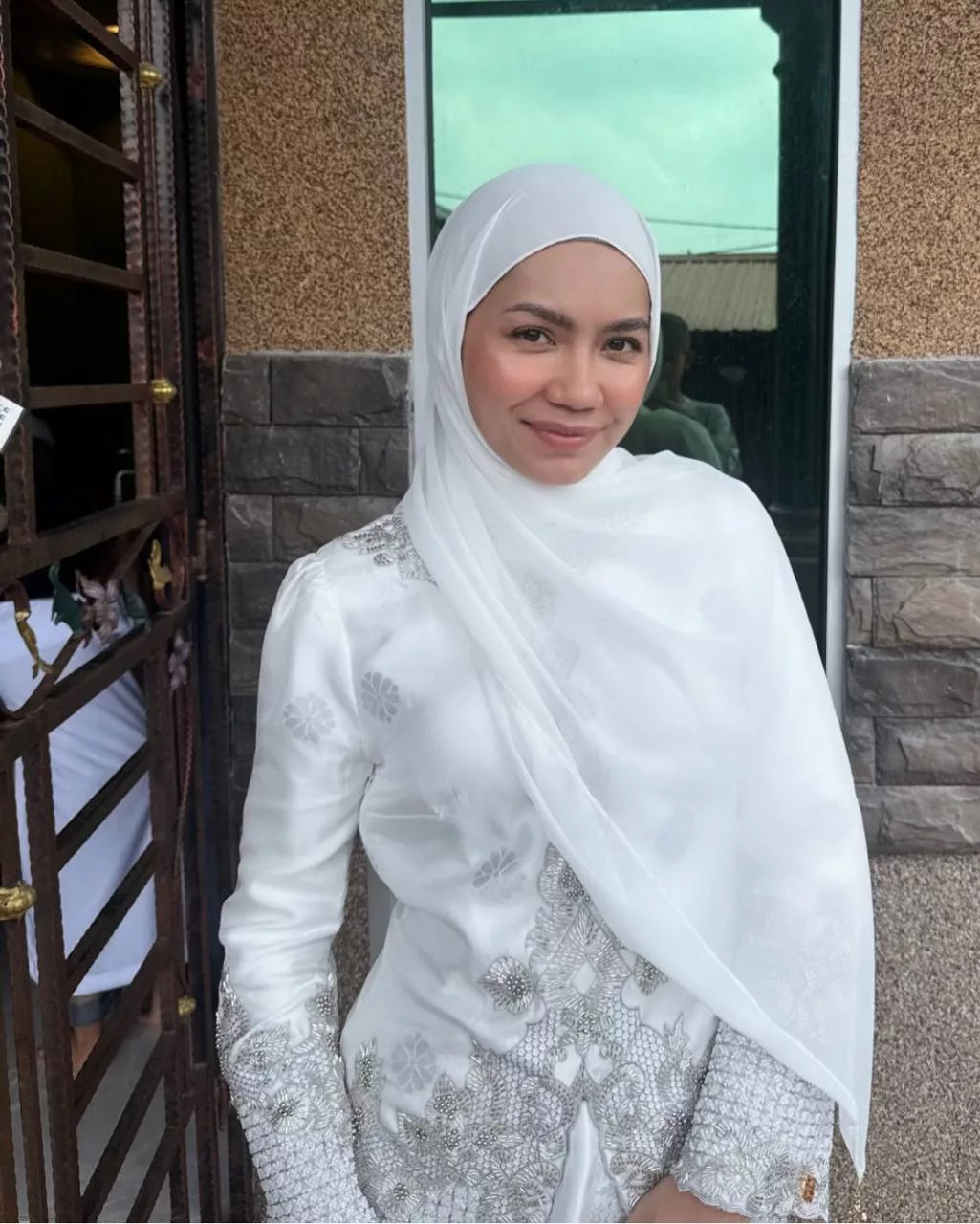 “Yang Hadir Semuanya Orang-Orang Baik,” - Ada Yang Ajak Kahwin, Aprena Manrose Belum Terbuka Hati 9 “Yang Hadir Semuanya Orang-Orang Baik,” – Ada Yang Ajak Kahwin, Aprena Manrose Belum Terbuka Hati