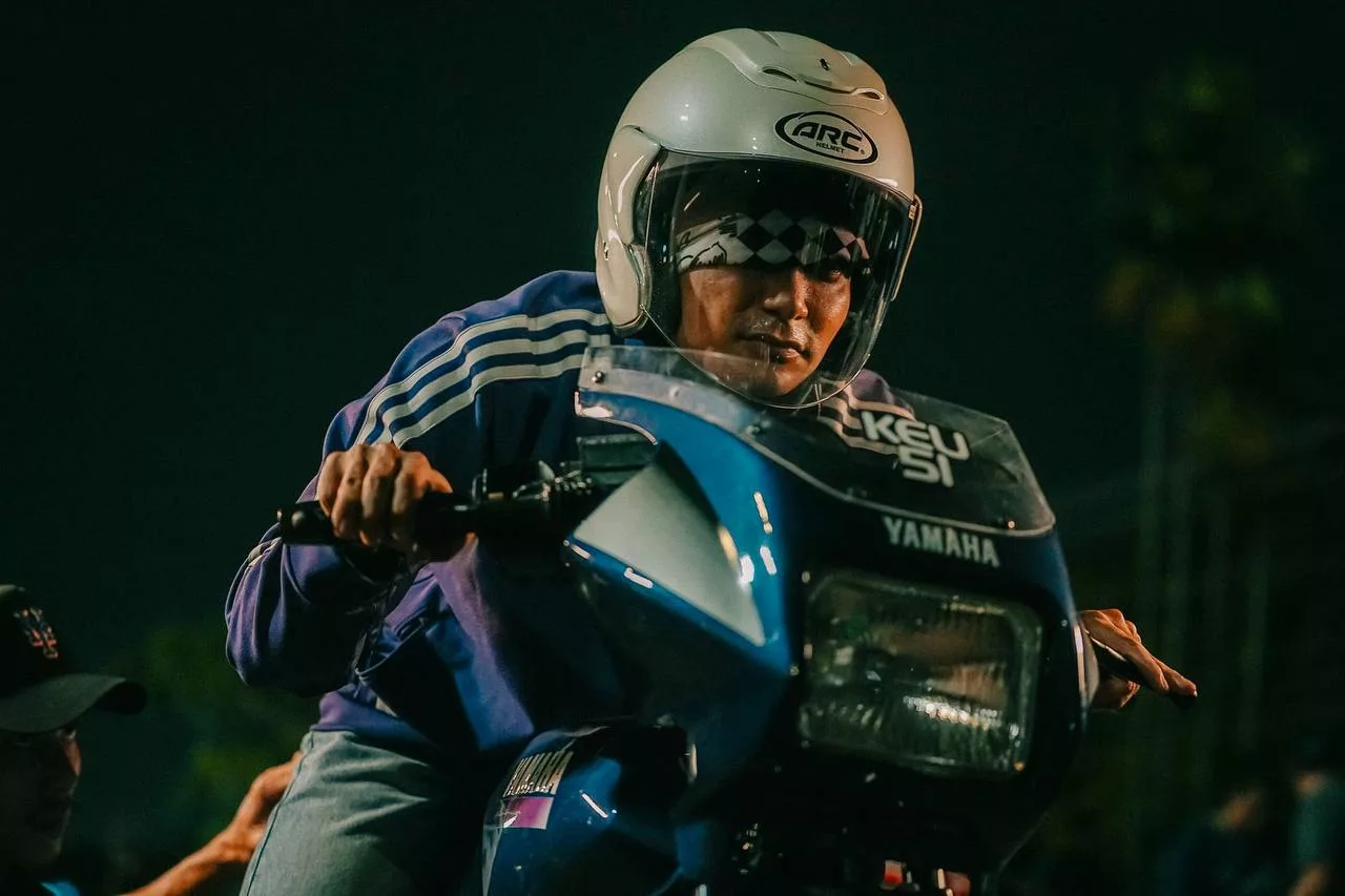 “Bila Mereka Besar Nanti…,” – RXZ Purple & Ekzos ‘Paip Senapang’ Kini Jadi Trend, Pengarah Sangkal Dakwaan Malaikat Malam Beri Pengaruh Buruk