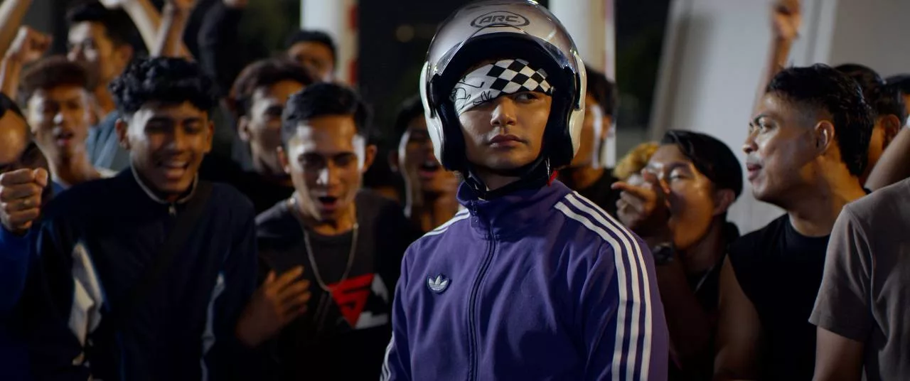 “Bila Mereka Besar Nanti…,” – RXZ Purple & Ekzos ‘Paip Senapang’ Kini Jadi Trend, Pengarah Sangkal Dakwaan Malaikat Malam Beri Pengaruh Buruk