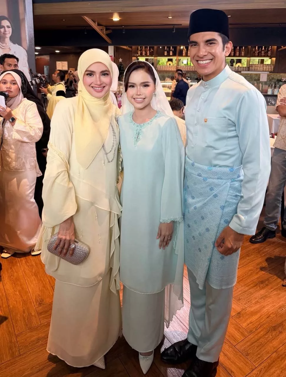 “Bahagia Kalian, Bahagia Kami…,” – Fazura Luah Rasa Syukur, Terharu Lihat Cinta Bella Astillah & Dipertemukan Dengan Lelaki Budiman Syed Saddiq