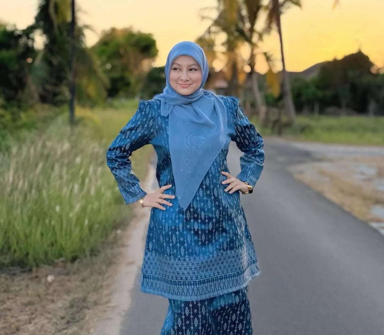 “Dia Lalui Yang Indah-Indah, Ada Tempat Tinggal Selesa…,” – Abby Abadi Tak Tunjuk & Cerita Ujian Hidup Dengan Anak-Anak