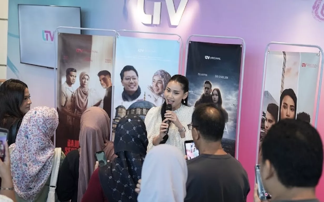 “Kami Sangat Terharu…,” – Siti Khadijah Jadi Tumpuan Di Celebfest, Datuk Adzliana Bersyukur UTV Makin Kukuh Tawan Pasaran Singapura