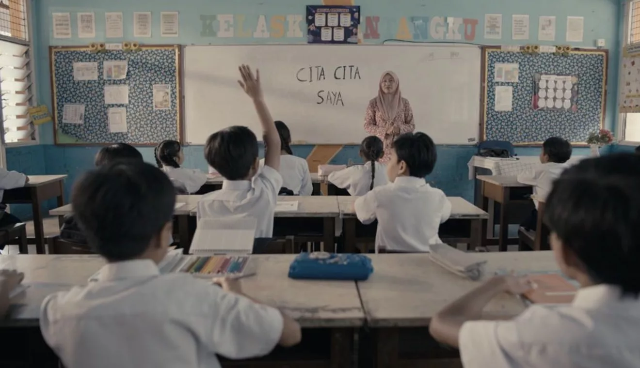 “Waktu Kecil, Kadang Kita Tak Faham Pengorbanan Ibu Bapa, Hanya Fikir Diri Sendiri,” – Aliff Syukri