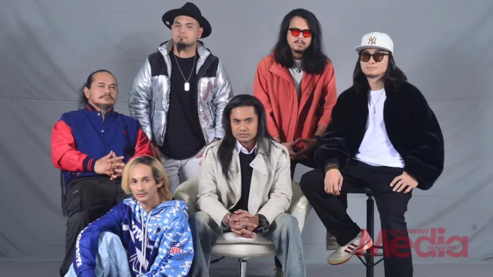 b8898e3d-34f7-4eee-8a19-d1b87dd2eb0a