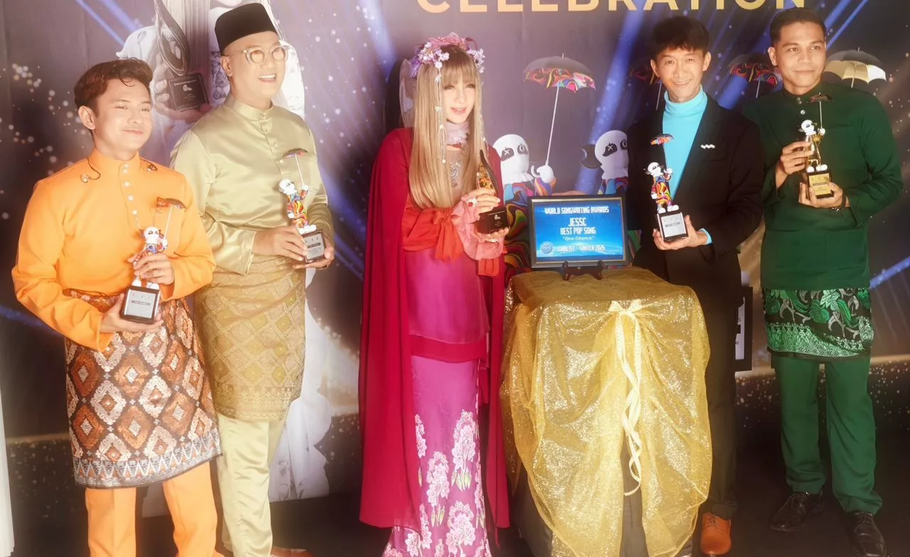 Fareez Fauzi Ulas Isu ‘Petik Nama Artis Sombong’, Tak Wajar Hakimi Secara Melulu… JessC Pula Sukses Cipta Nama Hingga Ke Peringkat Global