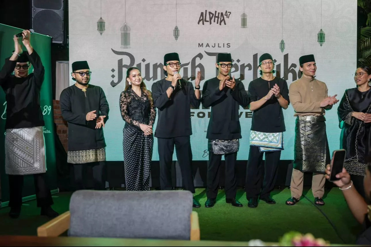 “Doa Dan Harapan Mereka Bawa Saya Ke Tahap Ini,” - Amir Ahnaff Tak Lupa Tanggungjawab Sebagai Anak Sulung, Terbuka Jika Adik Lelaki Mahu Ceburi Seni 7 “Doa Dan Harapan Mereka Bawa Saya Ke Tahap Ini,” – Amir Ahnaff Tak Lupa Tanggungjawab Sebagai Anak Sulung, Terbuka Jika Adik Lelaki Mahu Ceburi Seni