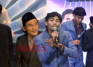 “Kena Bertanding Serius… Jaga Akhlak Dan Disiplin,” – Jamilul Hayat Serius Bawa Hussain Ceburi Bidang Seni, Jadi Contoh Teladan Yang Baik