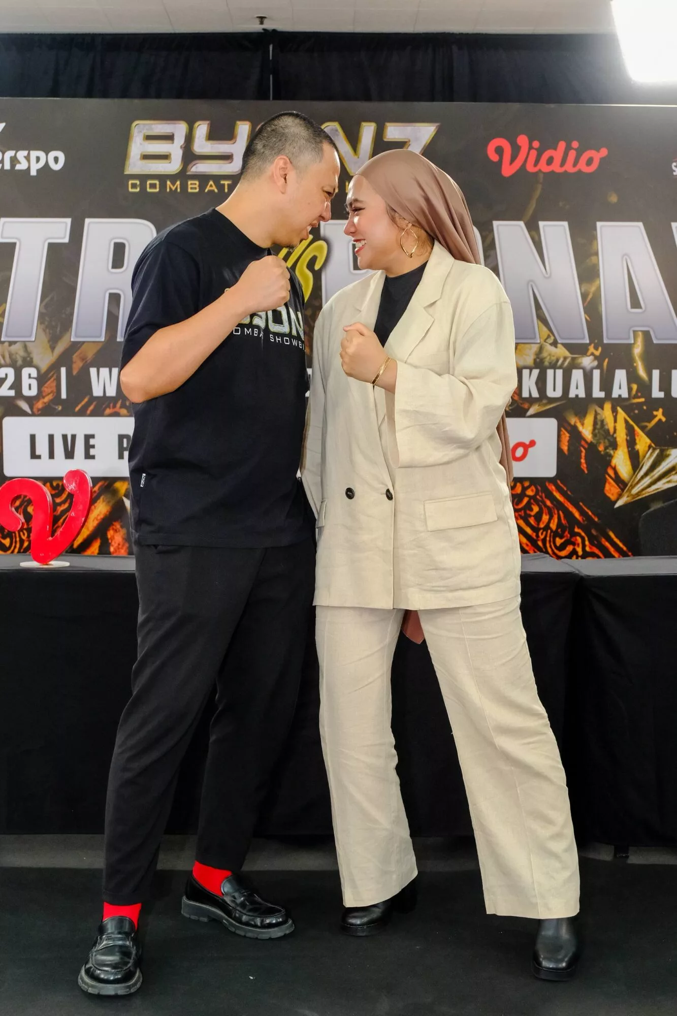 Kharisma Music Teruja Bawakan BYON7 Ke Kuala Lumpur, Aksi Petarung Malaysia & Indonesia Jadi Tumpuan