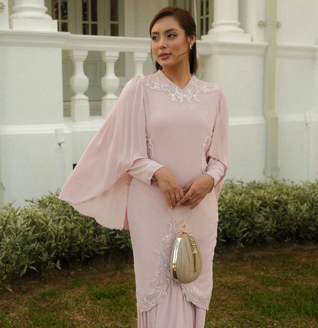 “Saya Juga Manusia Biasa, Lalui Hari Rollercoaster,” – Penjelasan Terhadap Dakwaan Sombong, Ezzanie Jasny Sentiasa Hargai Sokongan Peminat