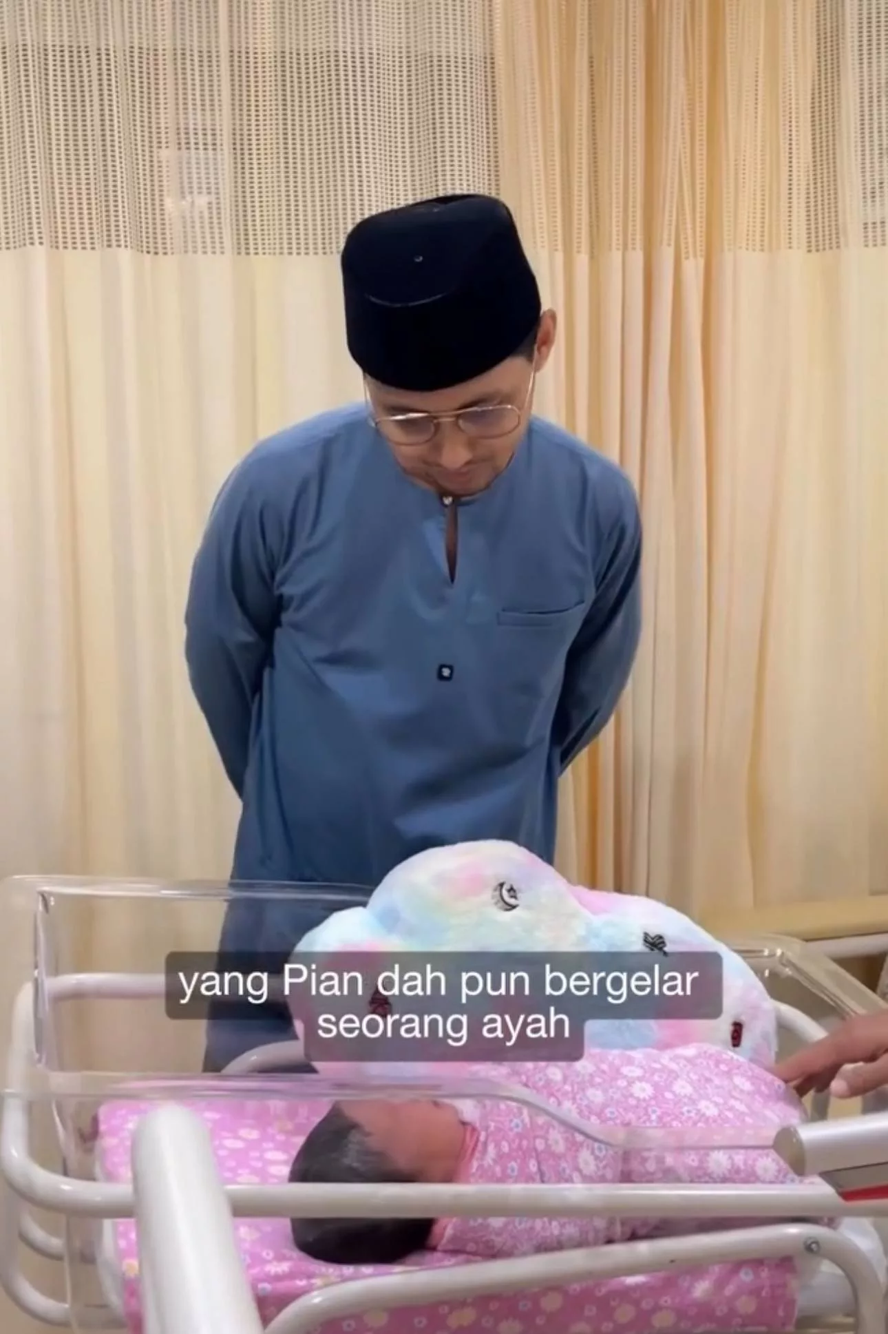 “Sampai Juga Momen Yang Saya Tunggu…,” – Isteri Selamat Bersalin Anak Sulung, Sufian Suhaimi Syukur Kini Bergelar Bapa