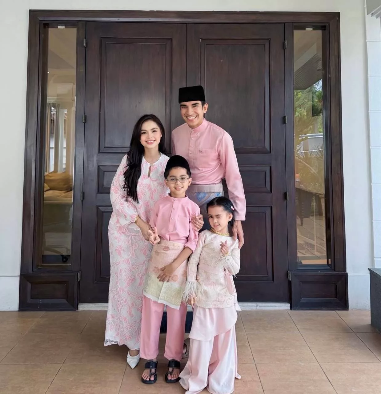 Majlis Pertunangan Bella Astillah & Syed Saddiq Raih 130 Juta Tontonan, Jadi Acara Paling Ramai Ditonton Setakat Ini