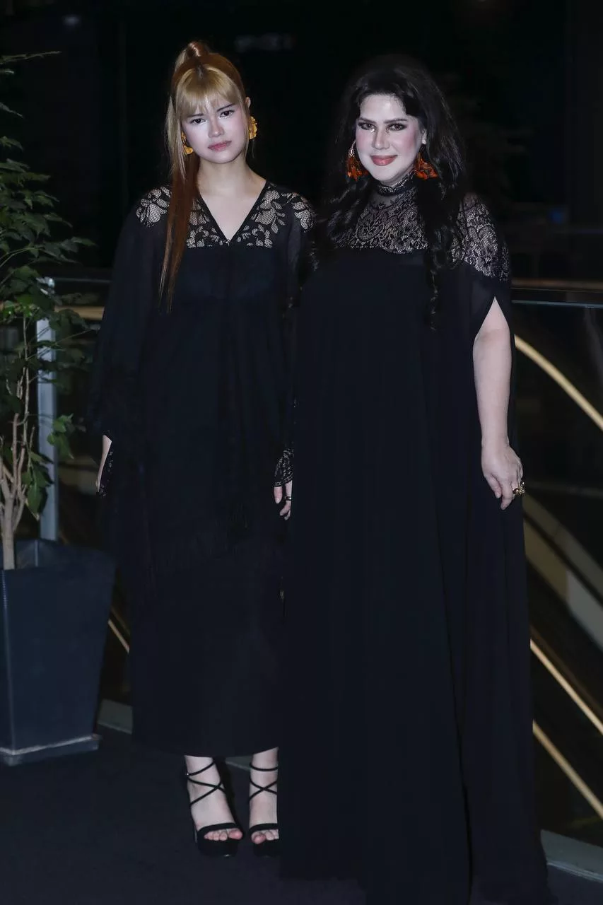 “Ia Akan Bercampur Dengan Perasaan Peribadi,” - Linda Jasmine Akui Bukan Mudah Ajar Anak Sendiri, Pendekatan Berbeza Bimbing Ratu 6 “Ia Akan Bercampur Dengan Perasaan Peribadi,” – Linda Jasmine Akui Bukan Mudah Ajar Anak Sendiri, Pendekatan Berbeza Bimbing Ratu