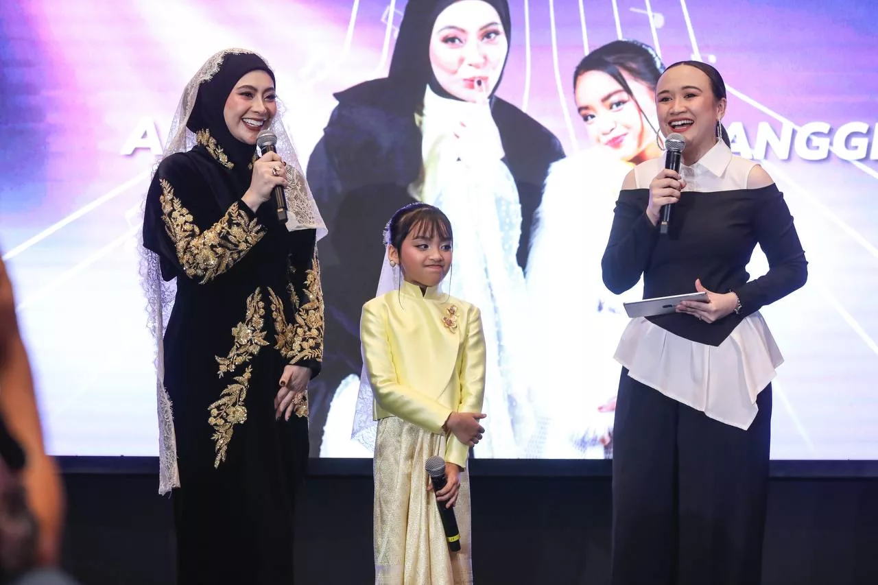 “Dia Masih Budak-Budak…,” – Adira Dedah Sebab Izin Anak Usia 9 Tahun Sertai TTMM, Mohon Netizen Berlembut Beri Komen Terhadap Anggrek