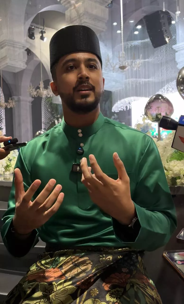 “Saya Banyak Sebut Nama Mereka Dalam Doa, Lihat Foto Dan Video Waktu Kecil,” - Aliff Aziz Ulas Soal Anak-Anak 9 “Saya Banyak Sebut Nama Mereka Dalam Doa, Lihat Foto Dan Video Waktu Kecil,” – Aliff Aziz Ulas Soal Anak-Anak