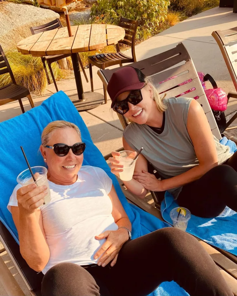 “Ibu Tembak Bapa Demi…”- Charlize Theron Imbas Detik Paling Gelap Dalam Hidup