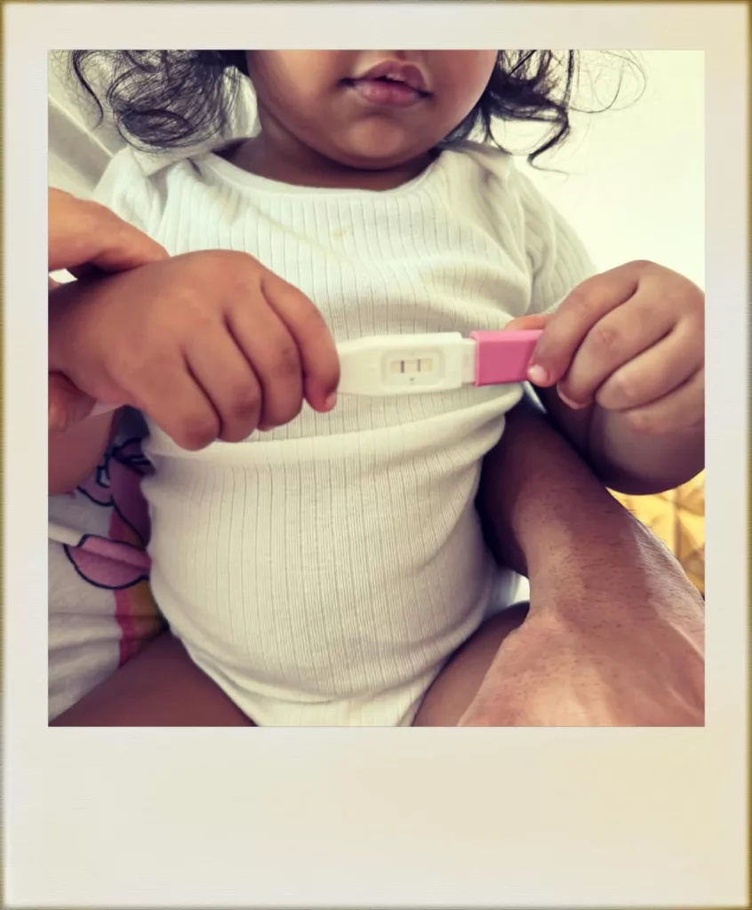 Aktres Terkenal Bollywood Deepika Padukone Hamil Anak Kedua