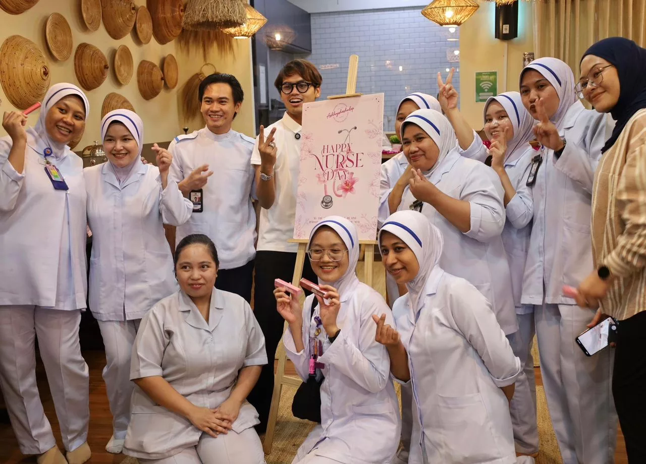 Pempengaruh Ashhry Belanja Lebih RM10,000, Chef ‘Berperang’ Seawal 6 Pagi… Lebih 500 Jururawat Dirai Makan Percuma!