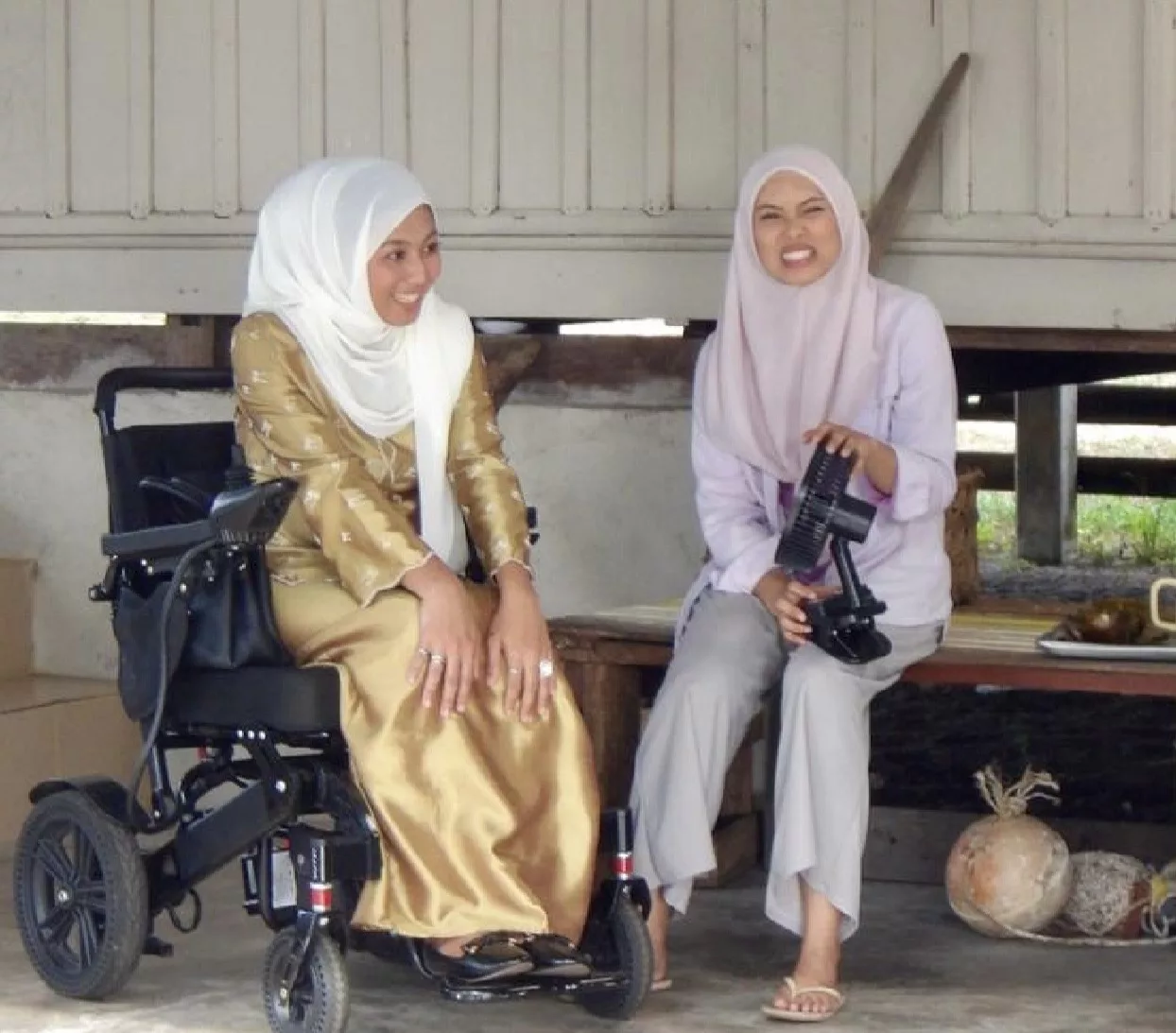 Comeback Azar Azmi Selepas 7 Tahun Jadi Sorotan, 1 Juta Views Tak Sampai 24 Jam!