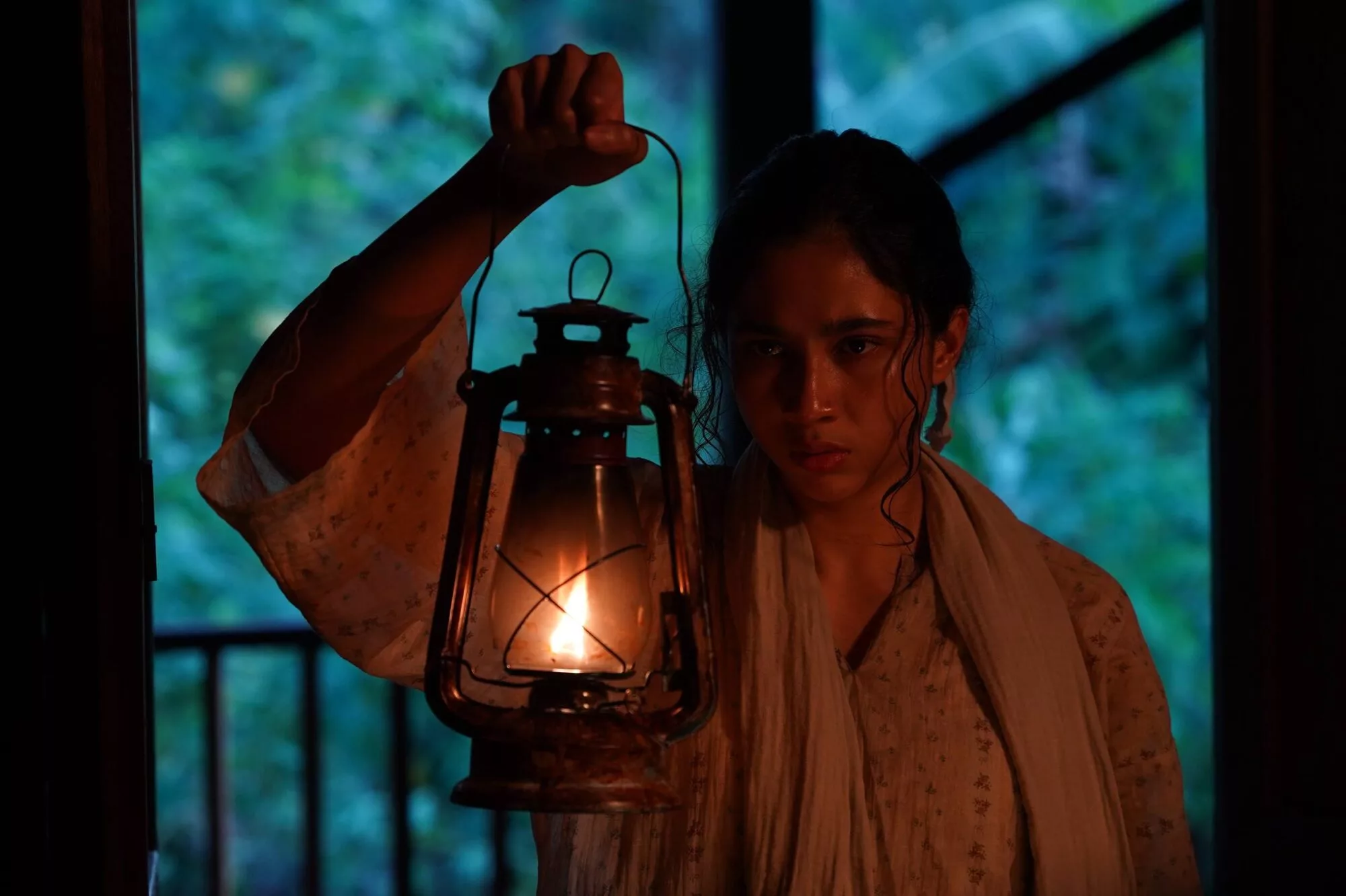 Remy Ishak Tampil Dengan Watak Paling Gelap & Aghniny Haque Pertama Kali Beraksi Di Malaysia, ‘Khadam’ Bongkar Misteri Saka Keluarga