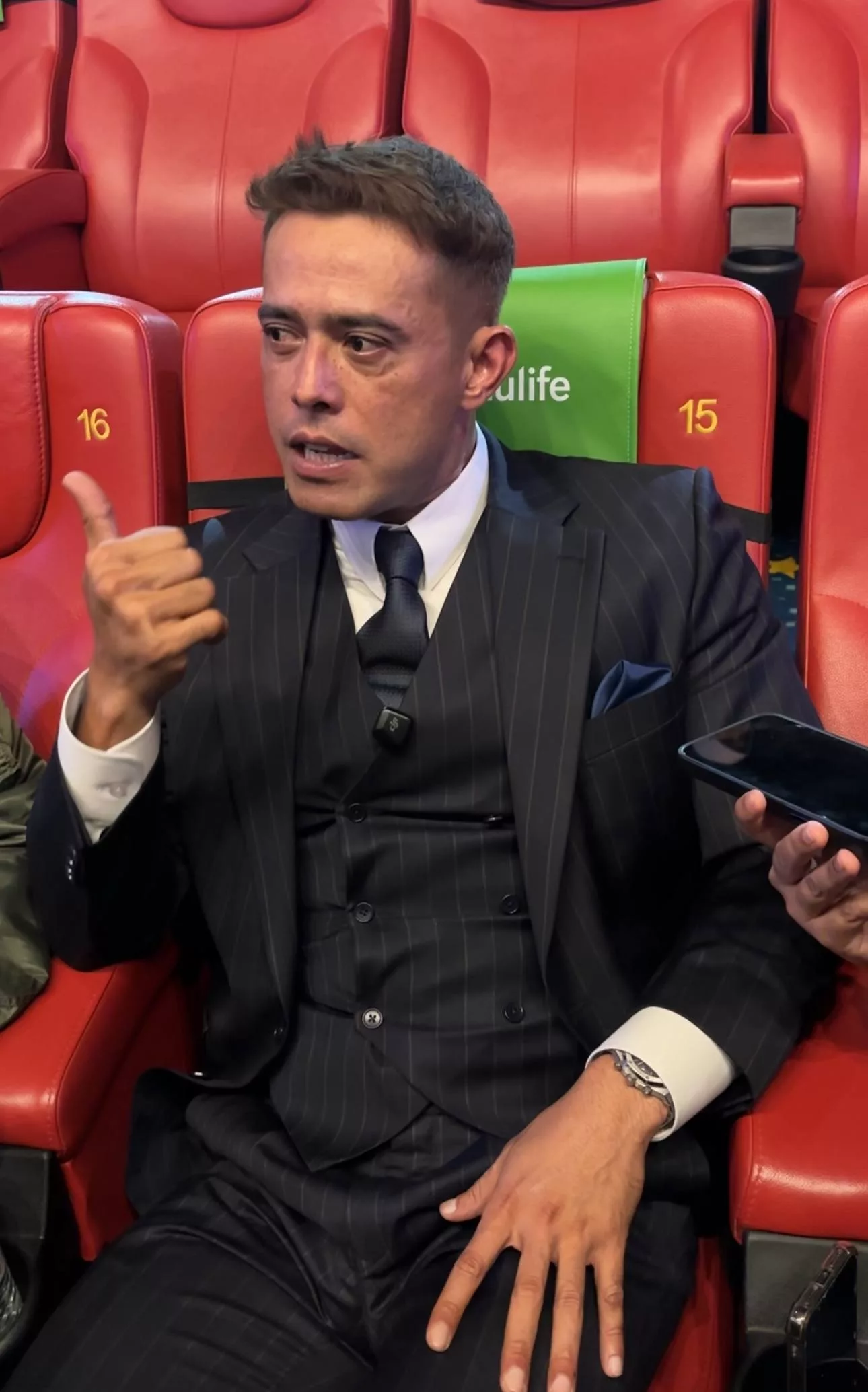 “Saya Takkan Minta Maaf Pada Akaun ‘Penunggang’ Kesihatan,” - Zul Ariffin Janji Tak Muat Naik Video Merokok Lagi, Terima Baik Teguran 8 “Saya Takkan Minta Maaf Pada Akaun ‘Penunggang’ Kesihatan,” – Zul Ariffin Janji Tak Muat Naik Video Merokok Lagi, Terima Baik Teguran