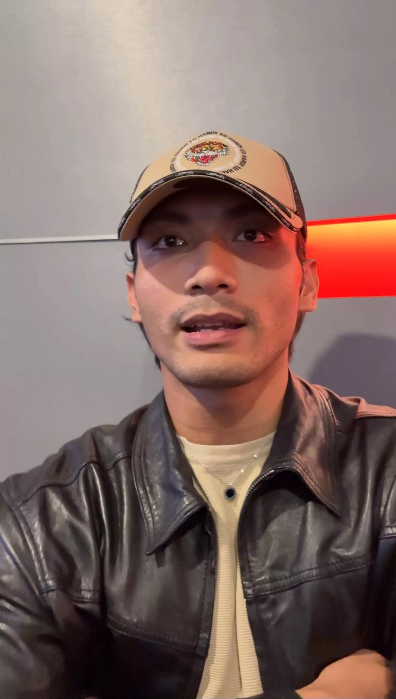 “Saya Baru 26, Banyak Lagi Kena Belajar,” - Amir Ahnaf Belum Yakin Galas Watak Hang Tuah, Minta Tempoh 10 Tahun Lagi 5 “Saya Baru 26, Banyak Lagi Kena Belajar,” – Amir Ahnaf Belum Yakin Galas Watak Hang Tuah, Minta Tempoh 10 Tahun Lagi