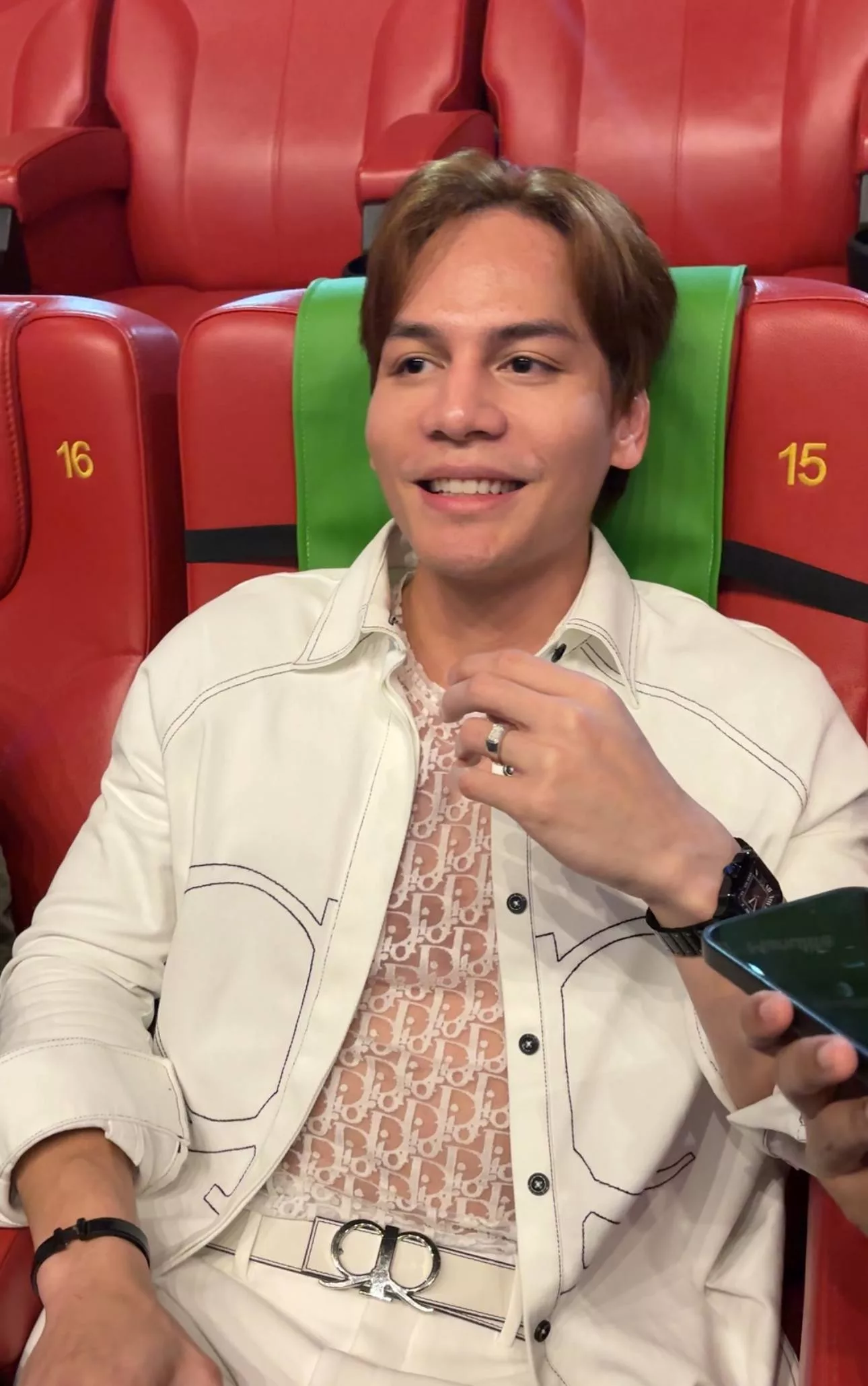 “Mohon Maaf, Khilaf Saya…,” – Ikmal Amry Terima Baik Teguran Isteri, Usaha Perlahankan Aksi Tayang Badan
