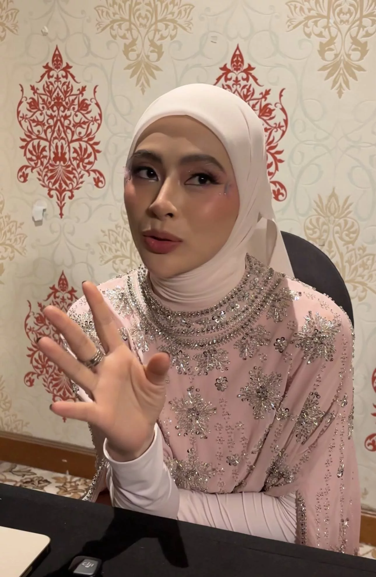 “Dia Masih Kanak-Kanak…,” – Adira Ulas Bila Anggrek Menangis Teresak-Esak, Syukur Dapat Imuniti & Enggan Pertikai Keputusan Juri