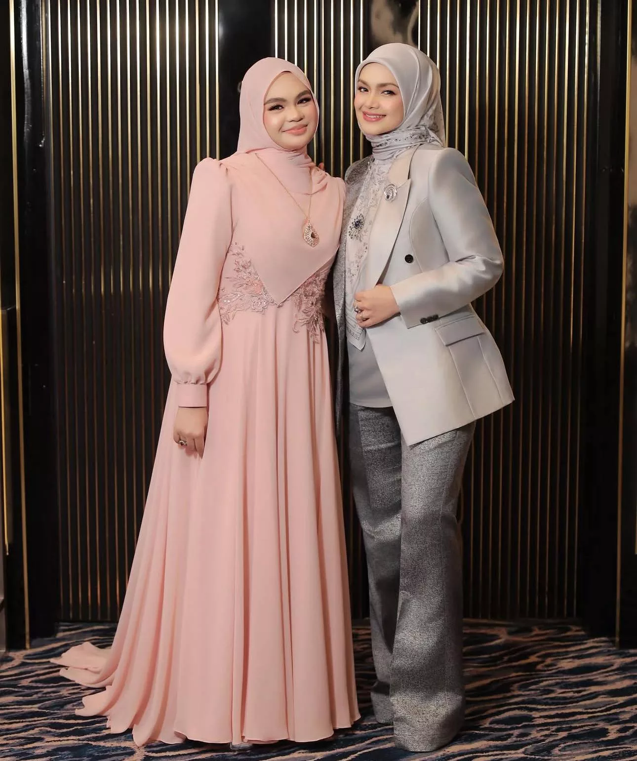 “Mak Salmah Sangat Tegas…,” - Siti Nurhaliza Mahu Umairah Utamakan Pelajaran, Imbau Momen Waktu Masih Bersekolah 8 “Mak Salmah Sangat Tegas…,” – Siti Nurhaliza Mahu Umairah Utamakan Pelajaran, Imbau Momen Waktu Masih Bersekolah