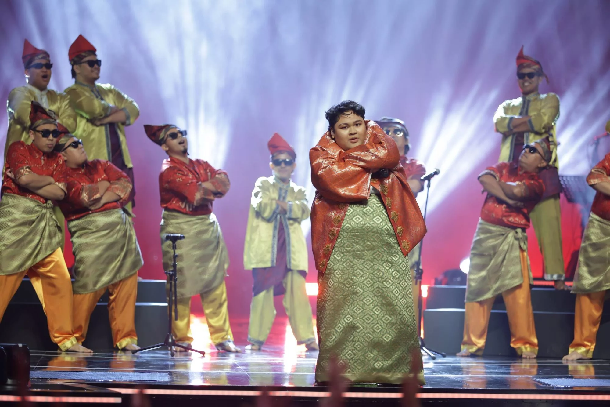 “Ini Idea Kami, Tak Bayar Sesiapa Pun,” – Cik B & DSV Tak Sangka Dapat 4 Standing Ovation, Idea Luar Kotak Dipertikai